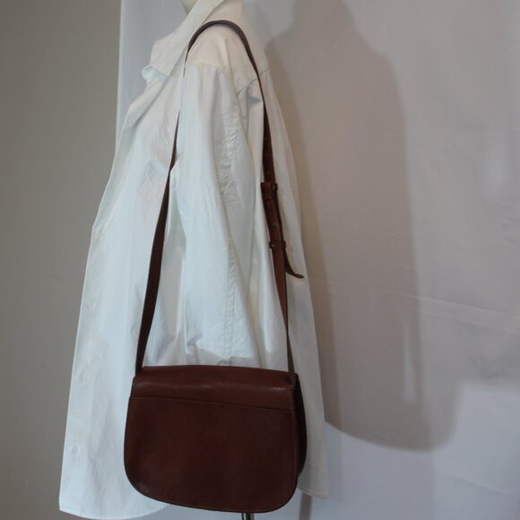 Lucky Brand Genuine Leather Messenger Crossbody Shoulder  Ruby Red bag - Picture 2 of 10